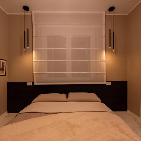 Exclusive,vicino Metro Bengasi Torino Apartment