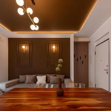 Exclusive,vicino Metro Bengasi Torino شقة